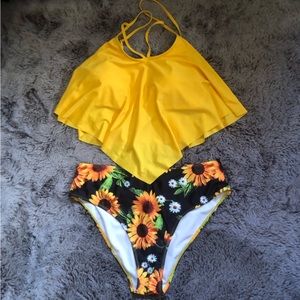 SHEIN Curve Sunflower Swim Suit Set size 2XL